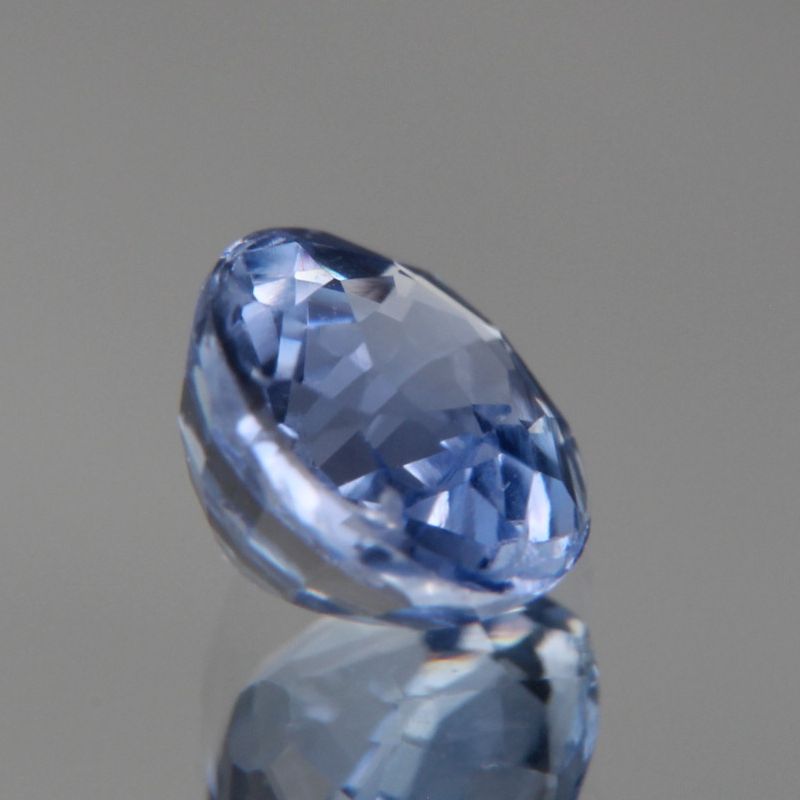 blauer Saphir 0.88ct 