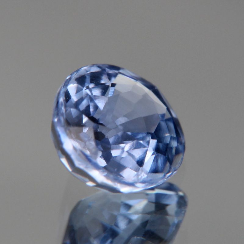 blauer Saphir 0.88ct 