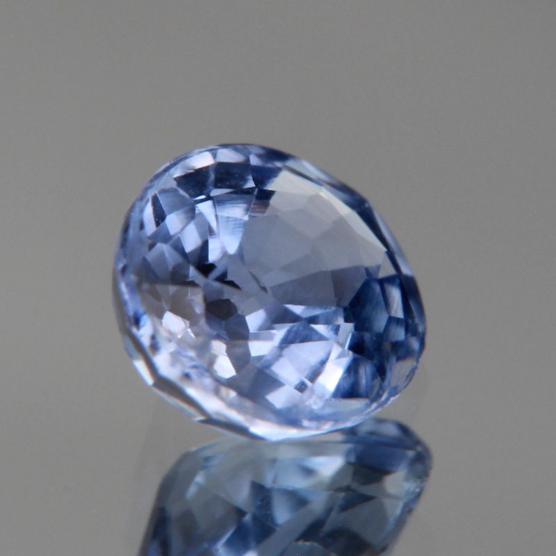 blauer Saphir 0.88ct 