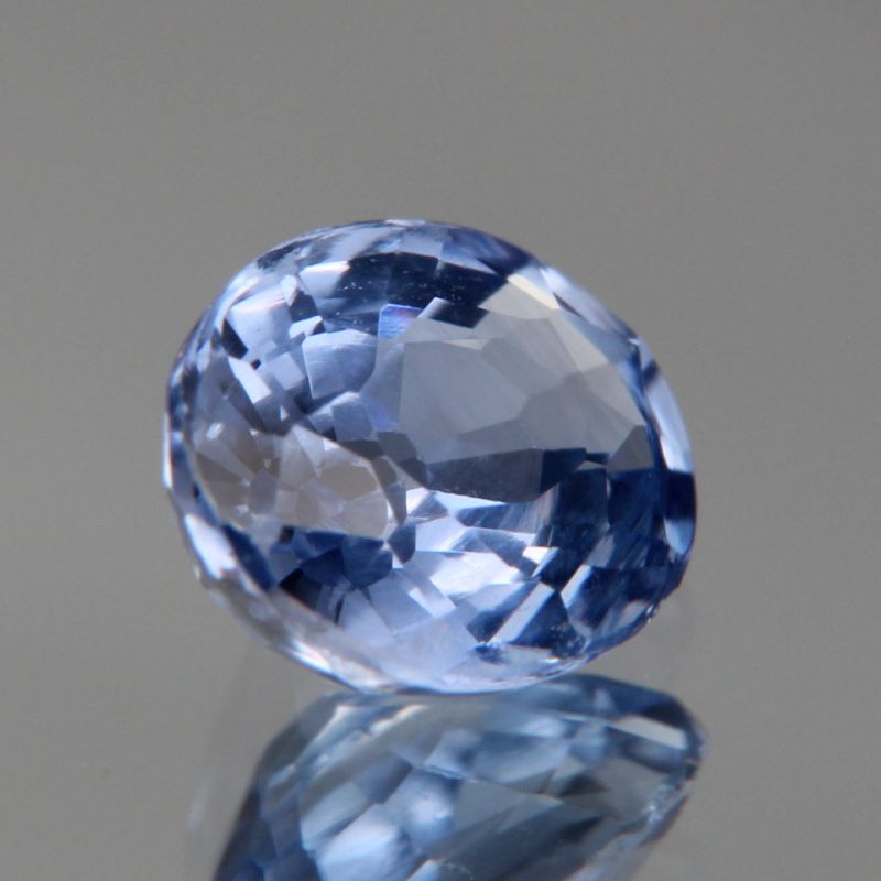 blauer Saphir 0.88ct 