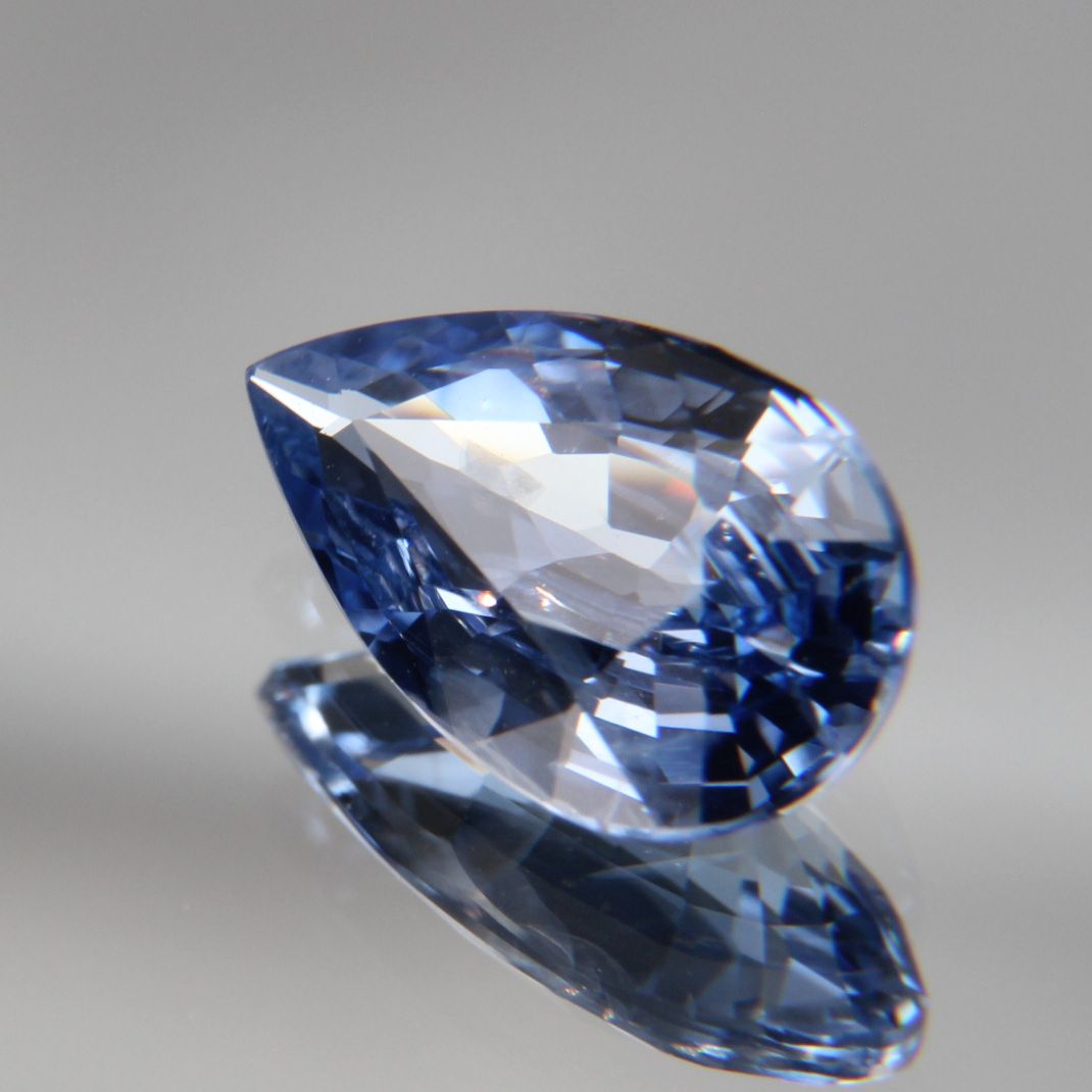 Blauer Saphir 1.35 ct