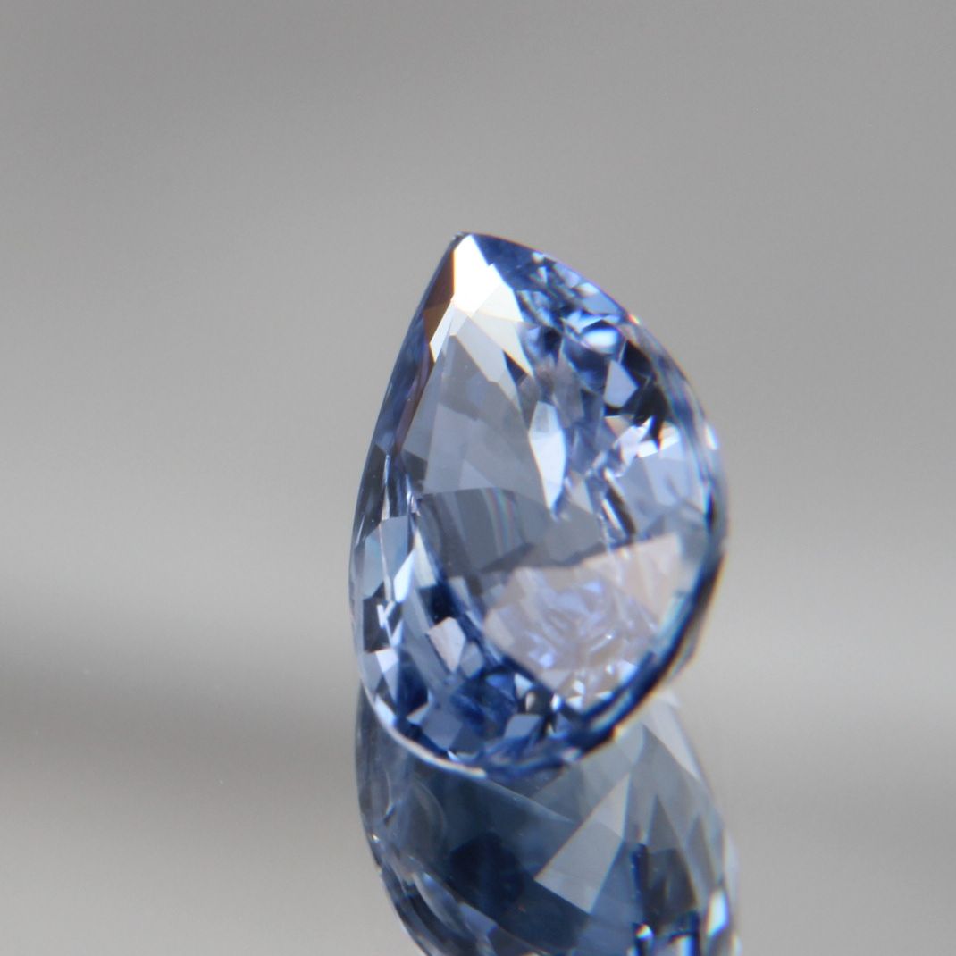 Blauer Saphir 1.35 ct