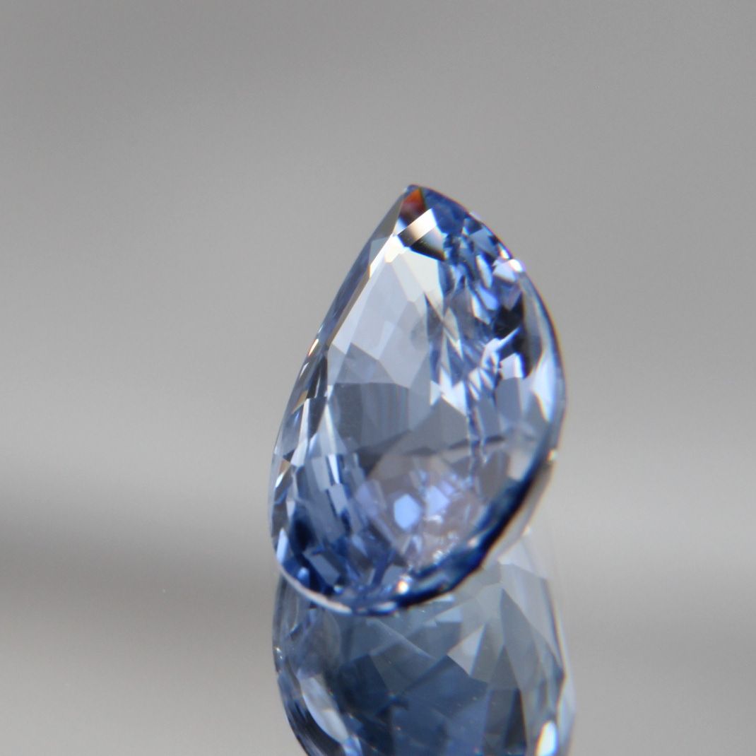 Blauer Saphir 1.35 ct