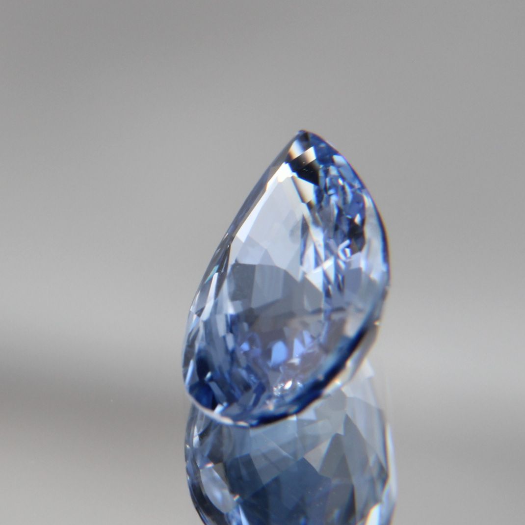 Blauer Saphir 1.35 ct