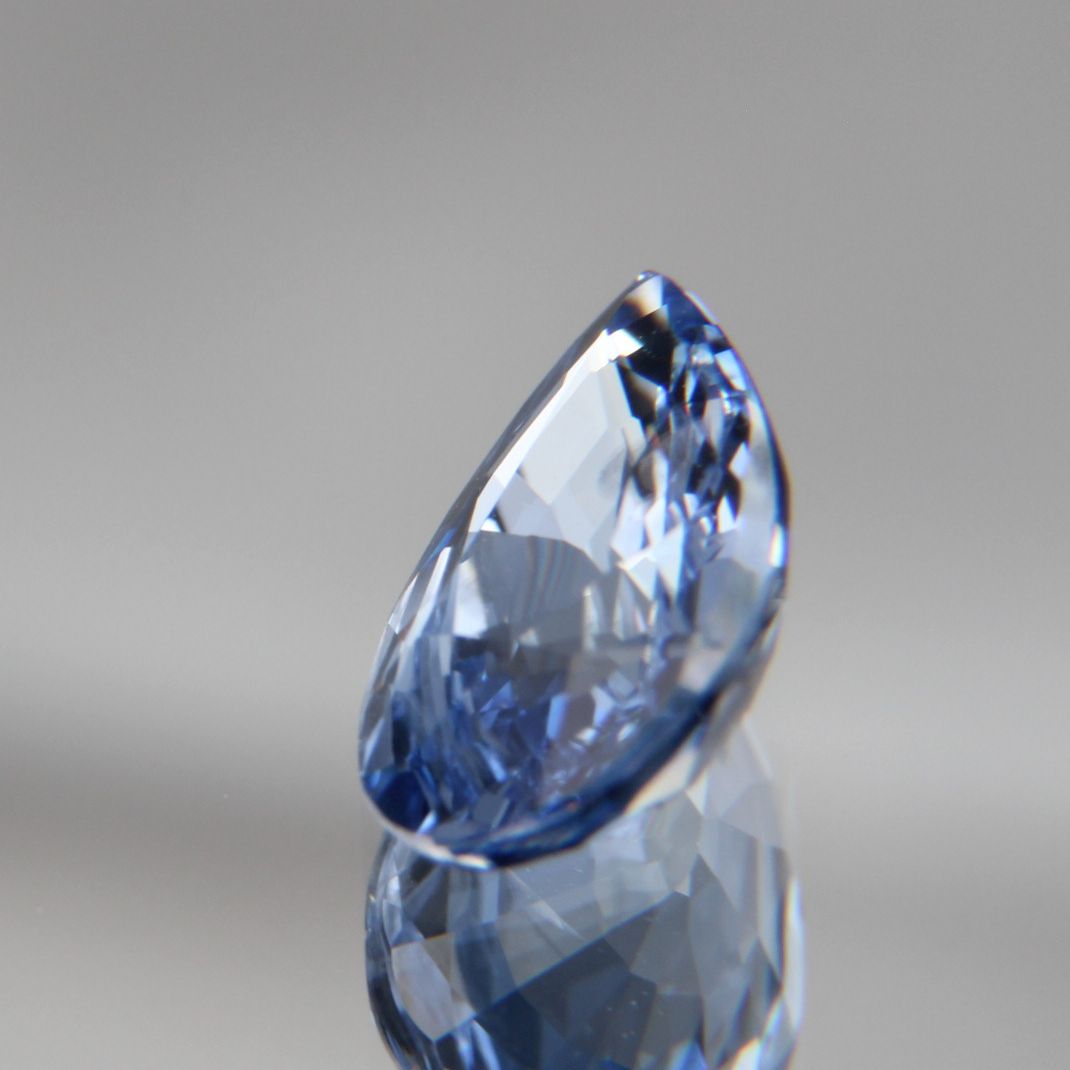 Blauer Saphir 1.35 ct