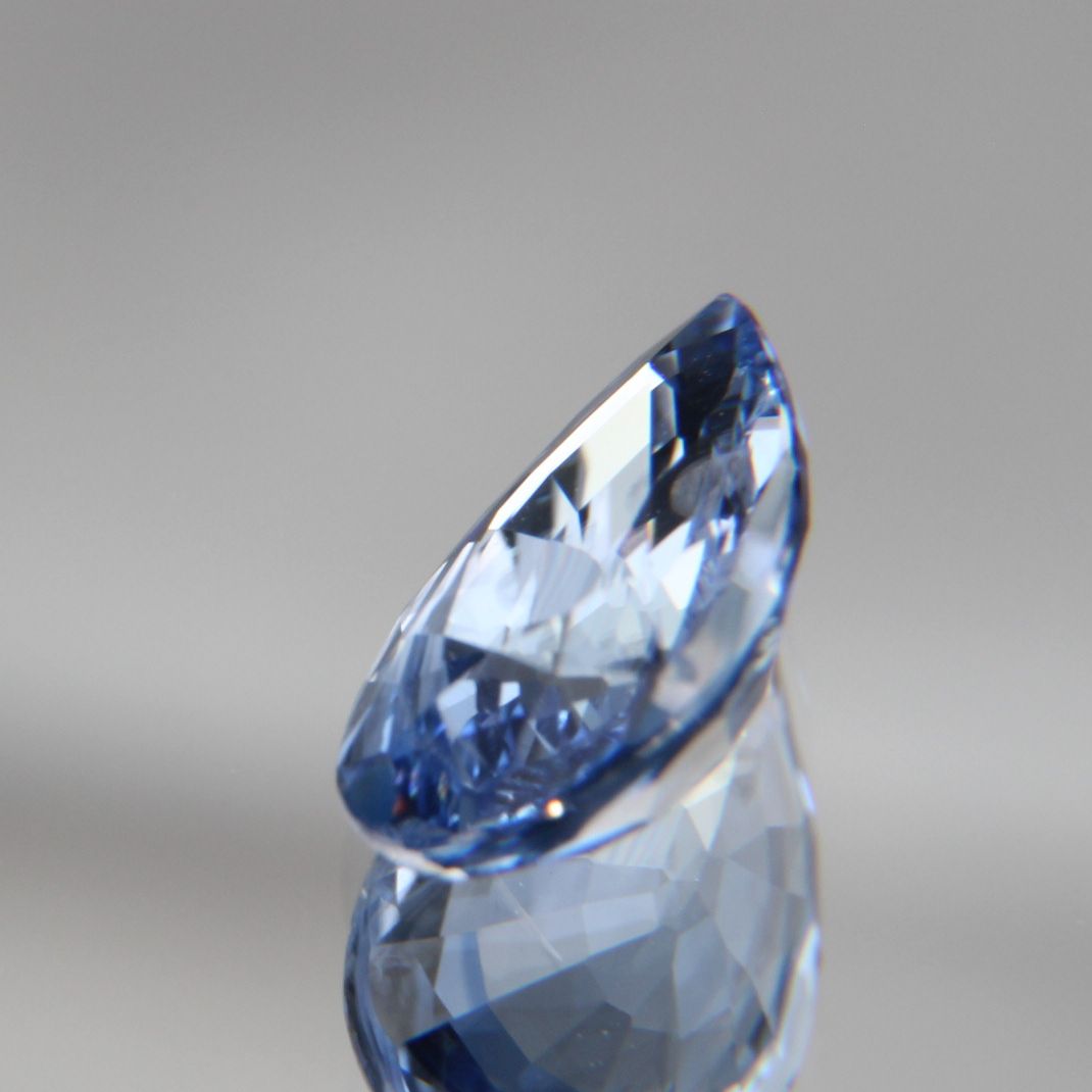 Blauer Saphir 1.35 ct