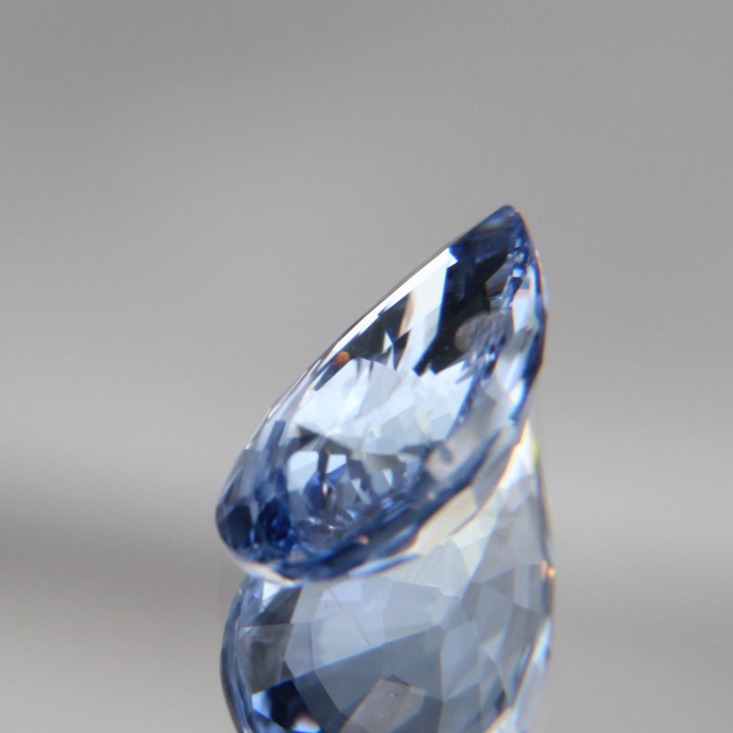 Blauer Saphir 1.35 ct