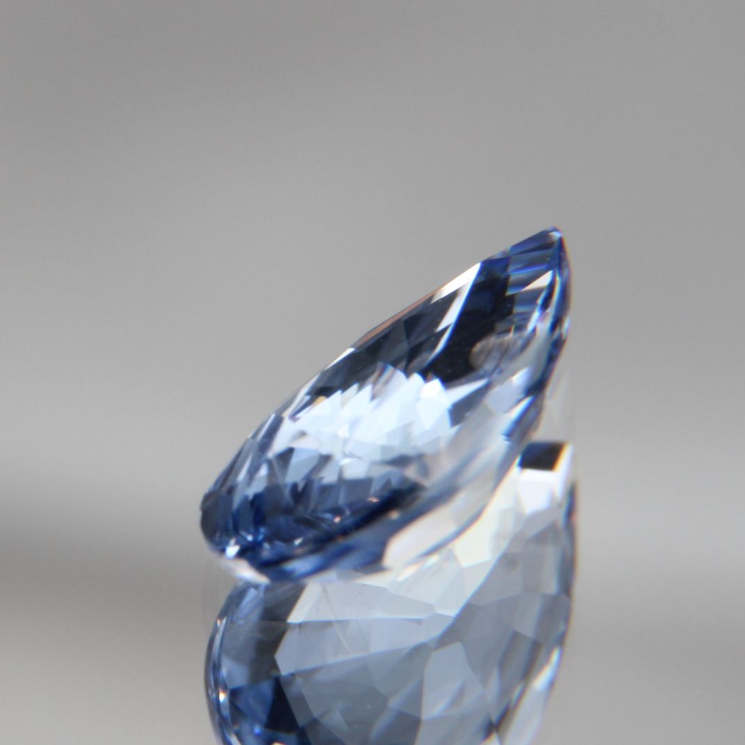 Blauer Saphir 1.35 ct