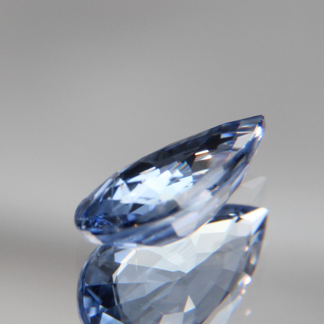 Blauer Saphir 1.35 ct