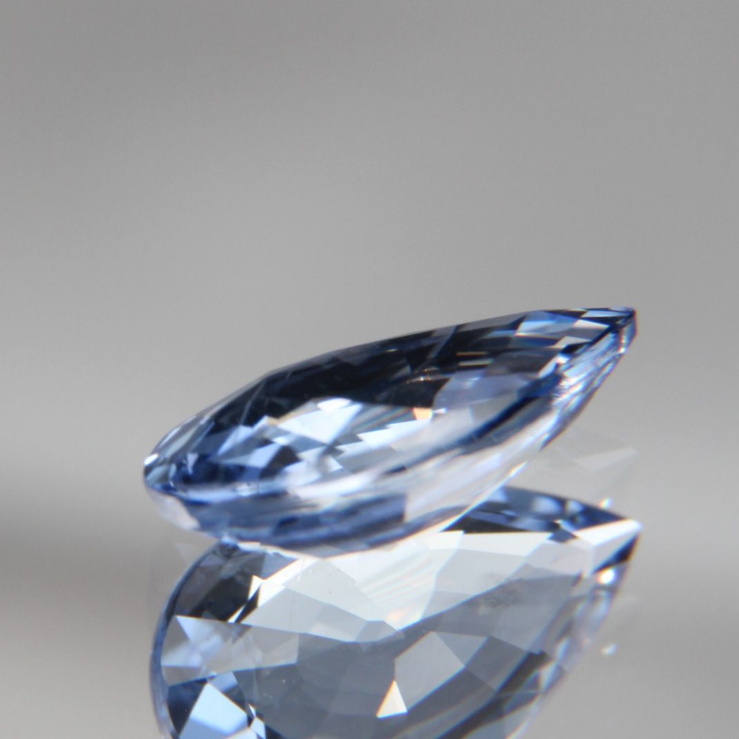Blauer Saphir 1.35 ct