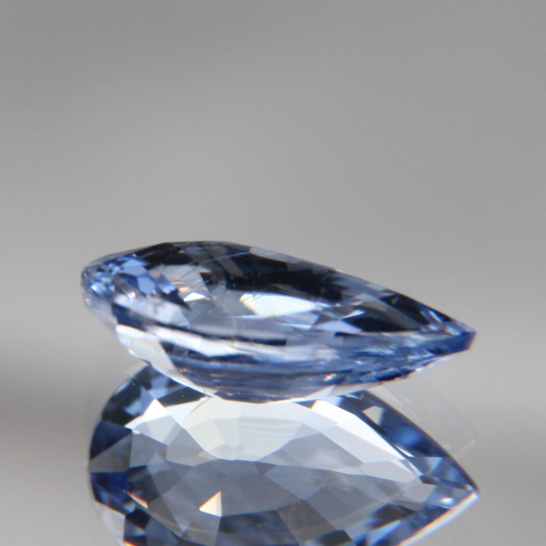 Blauer Saphir 1.35 ct