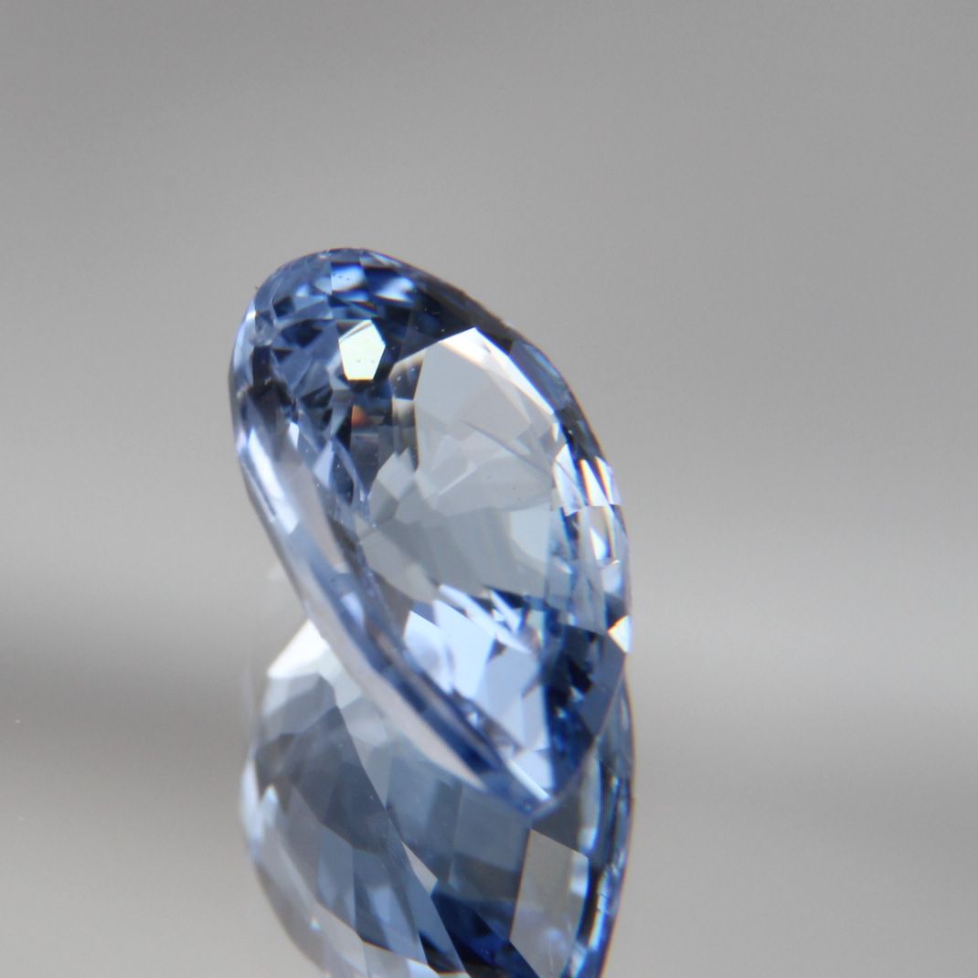 Blauer Saphir 1.35 ct