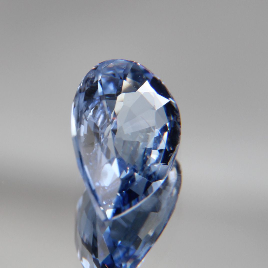 Blauer Saphir 1.35 ct