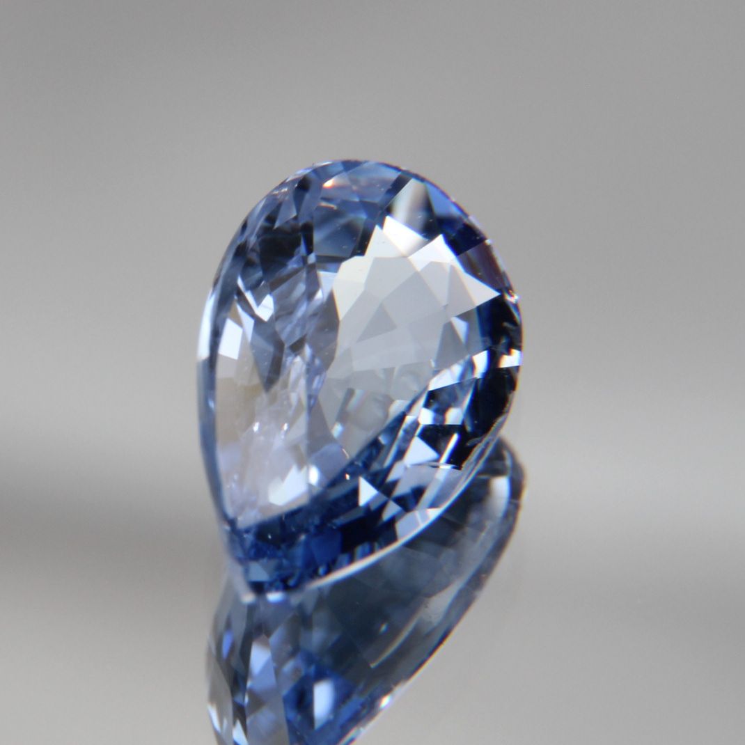 Blauer Saphir 1.35 ct