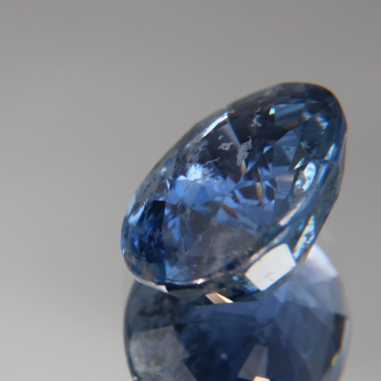 Blauer Saphir 4.64 ct