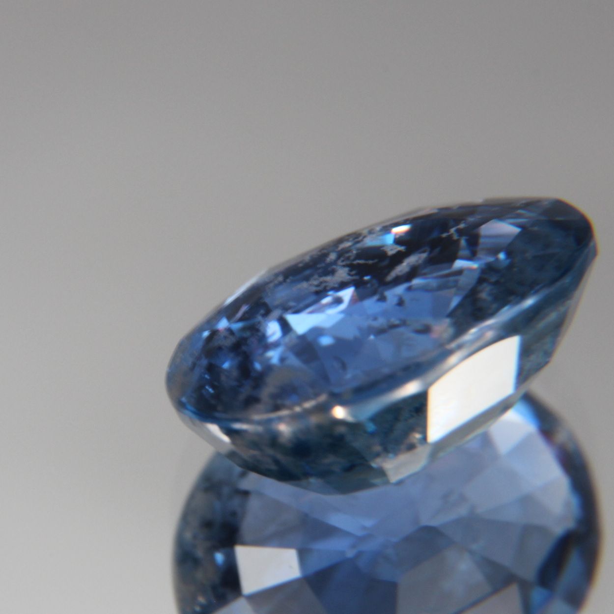 Blauer Saphir 4.64 ct