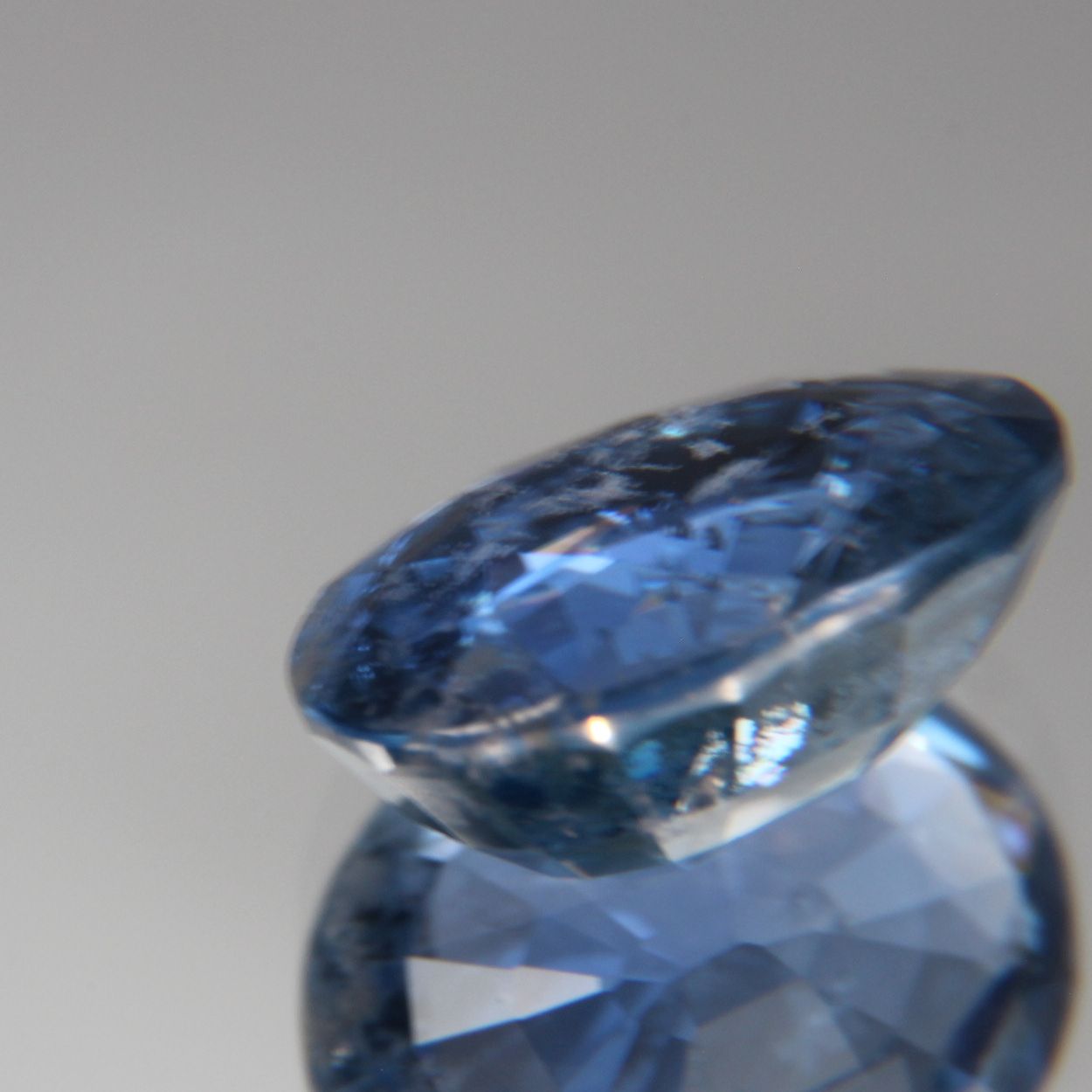 Blauer Saphir 4.64 ct