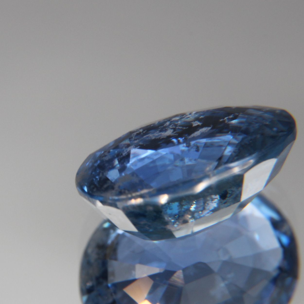 Blauer Saphir 4.64 ct