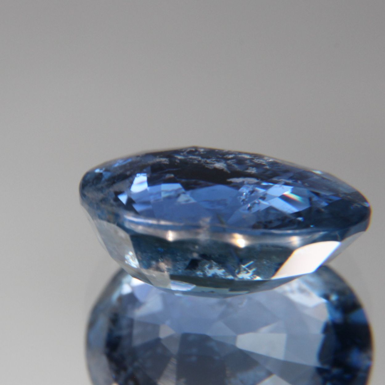 Blauer Saphir 4.64 ct