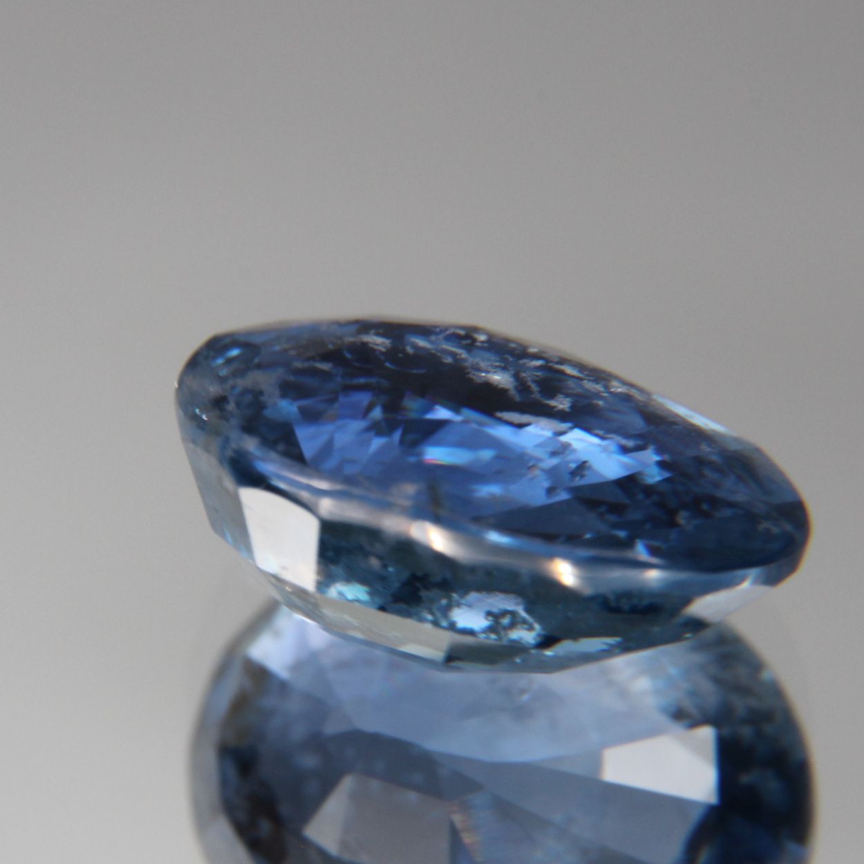 Blauer Saphir 4.64 ct