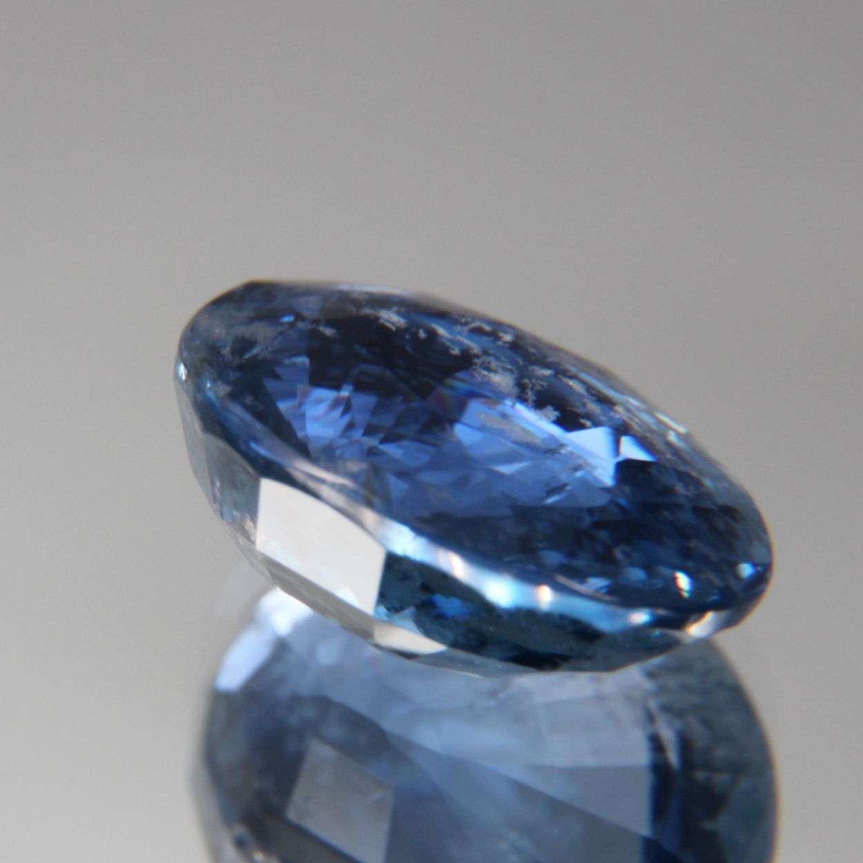 Blauer Saphir 4.64 ct