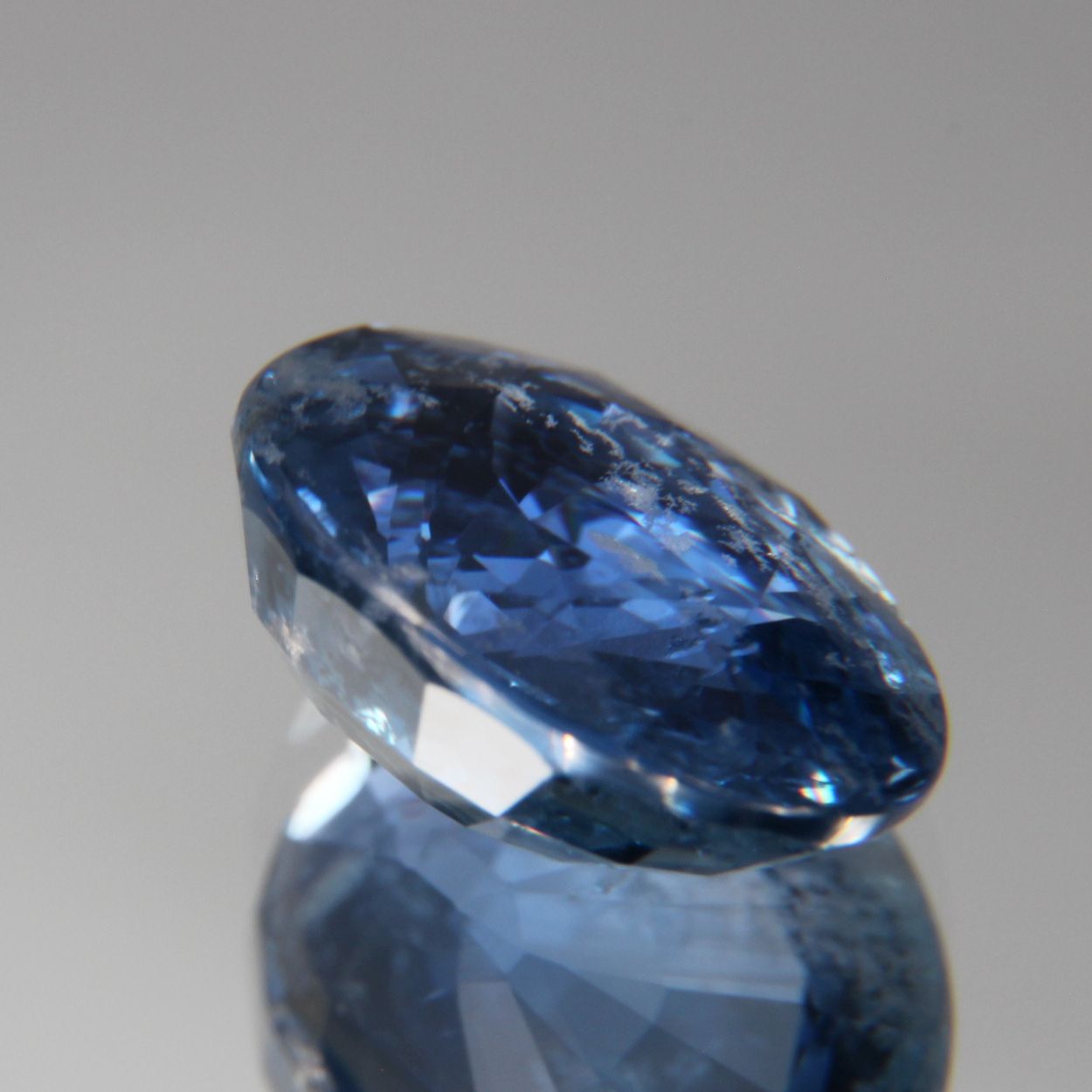 Blauer Saphir 4.64 ct