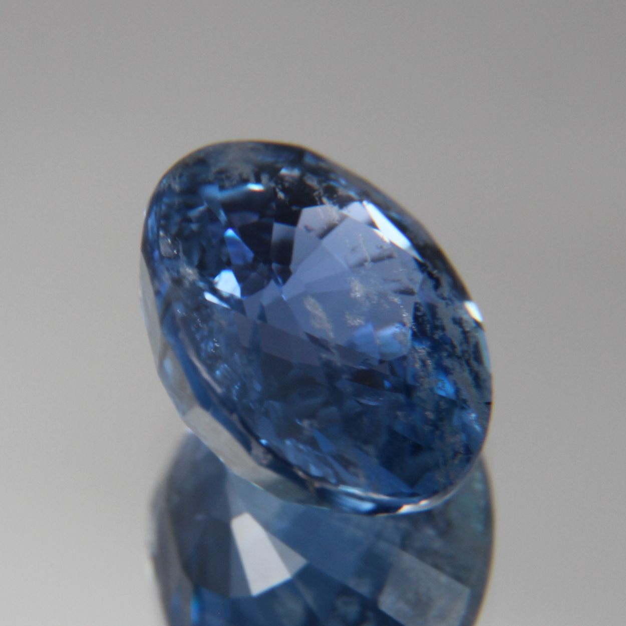 Blauer Saphir 4.64 ct