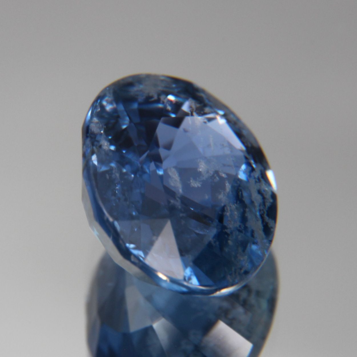 Blauer Saphir 4.64 ct