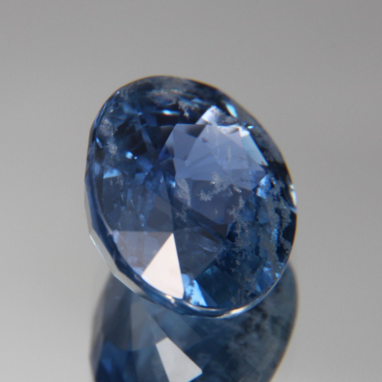 Blauer Saphir 4.64 ct