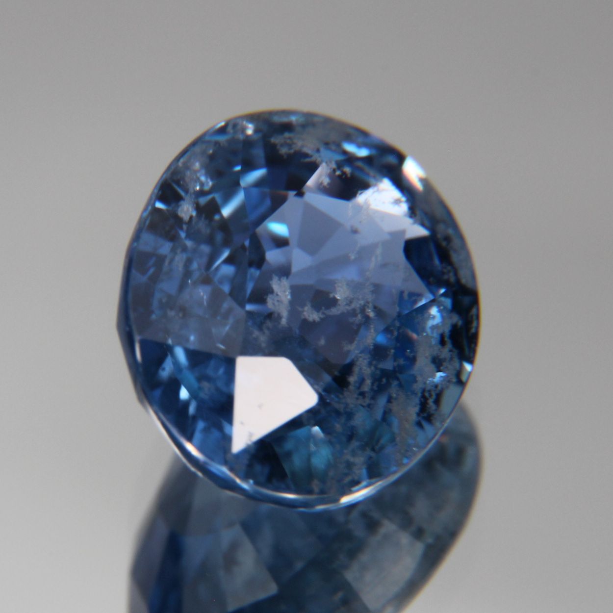 Blauer Saphir 4.64 ct