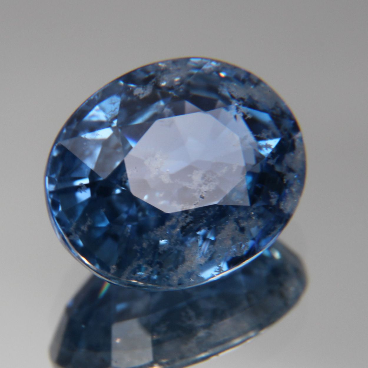 Blauer Saphir 4.64 ct