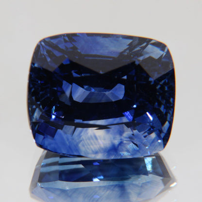 Kornblumenblauer Saphir 8.07 ct
