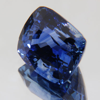 Kornblumenblauer Saphir 8.07 ct