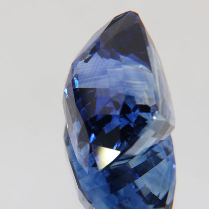 Kornblumenblauer Saphir 8.07 ct