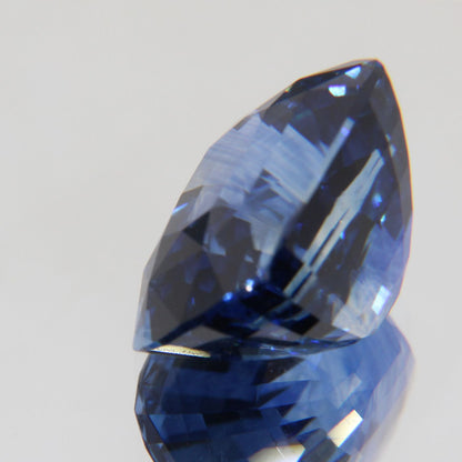 Kornblumenblauer Saphir 8.07 ct
