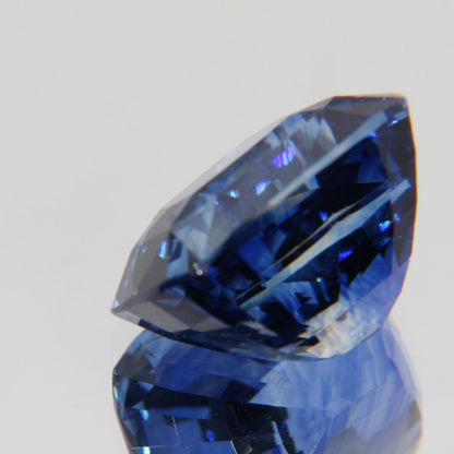 Kornblumenblauer Saphir 8.07 ct