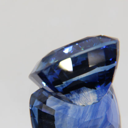 Kornblumenblauer Saphir 8.07 ct