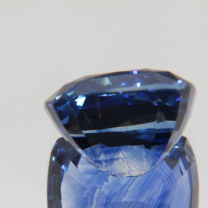 Kornblumenblauer Saphir 8.07 ct