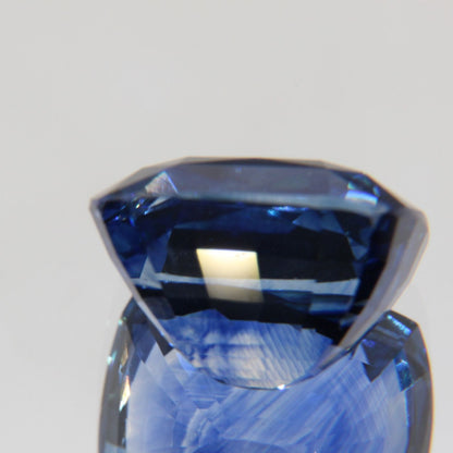 Kornblumenblauer Saphir 8.07 ct