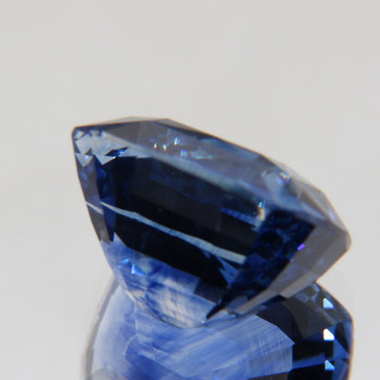 Kornblumenblauer Saphir 8.07 ct