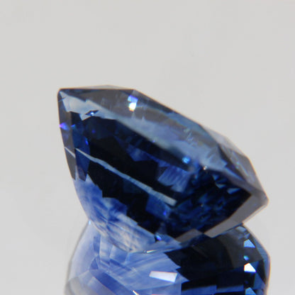 Kornblumenblauer Saphir 8.07 ct