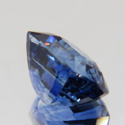Kornblumenblauer Saphir 8.07 ct