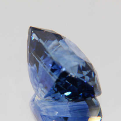 Kornblumenblauer Saphir 8.07 ct