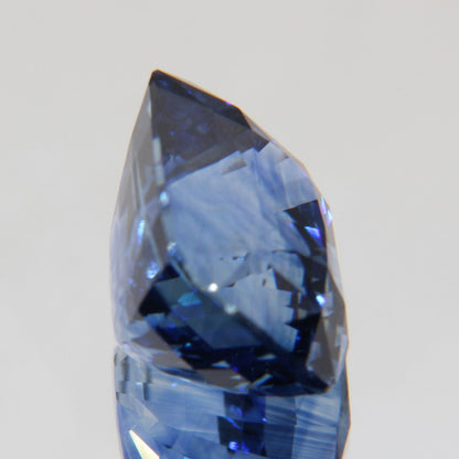 Kornblumenblauer Saphir 8.07 ct