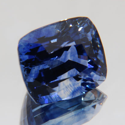 Kornblumenblauer Saphir 8.07 ct