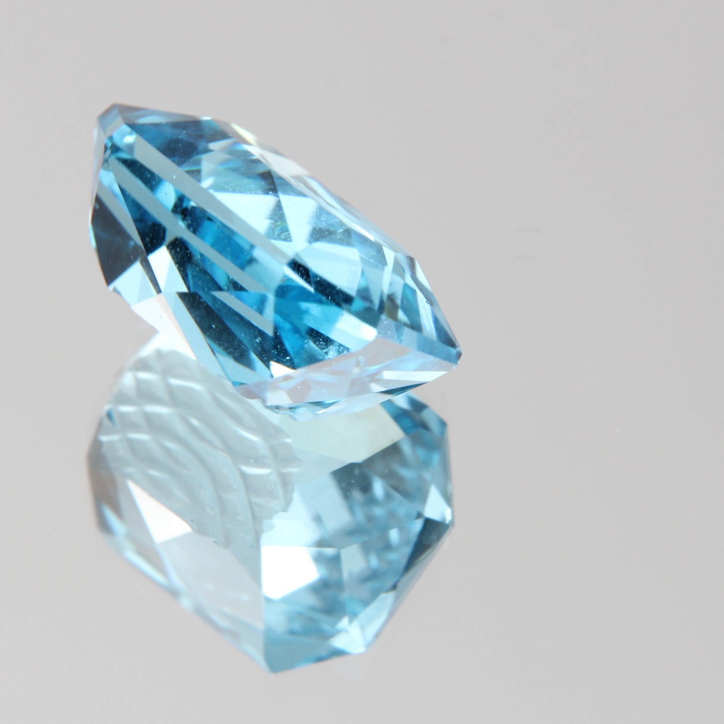 Blauer Topas 26.62ct
