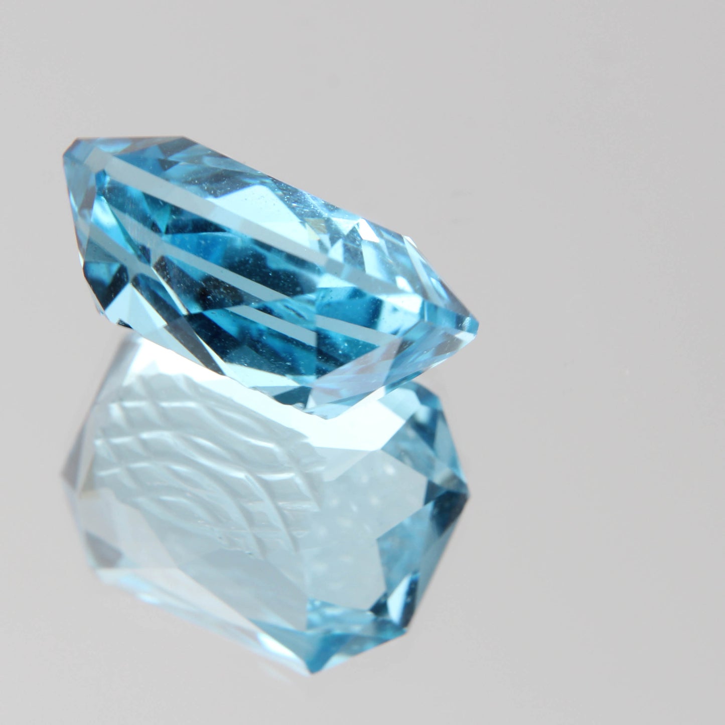 Blauer Topas 26.62ct