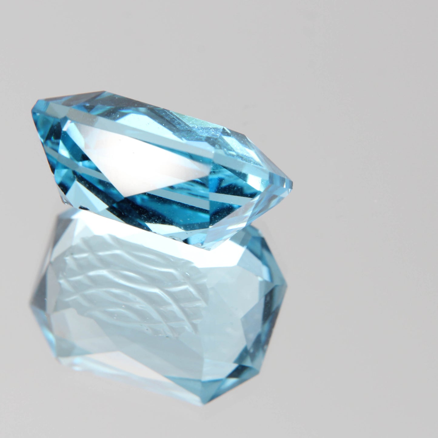 Blauer Topas 26.62ct
