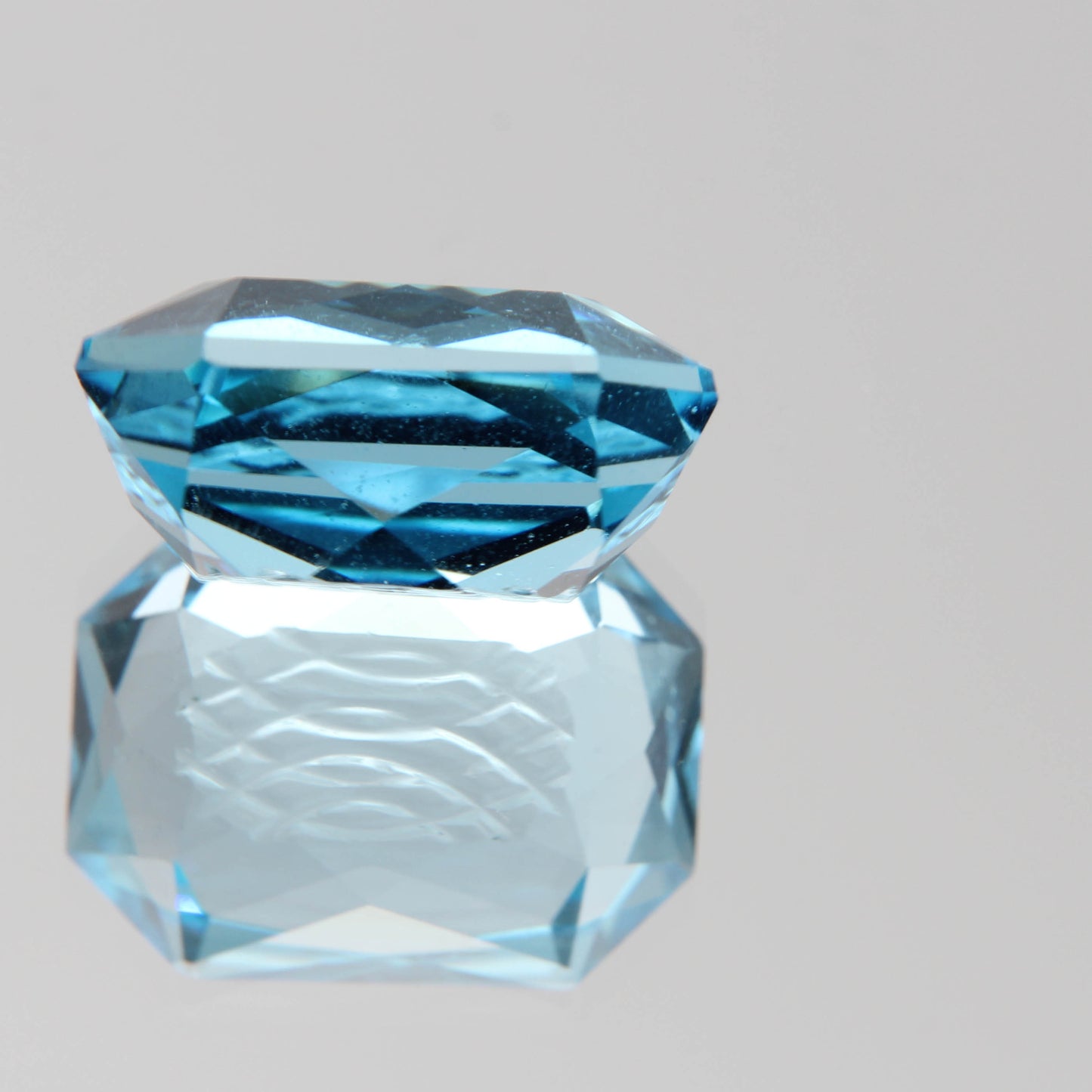 Blauer Topas 26.62ct