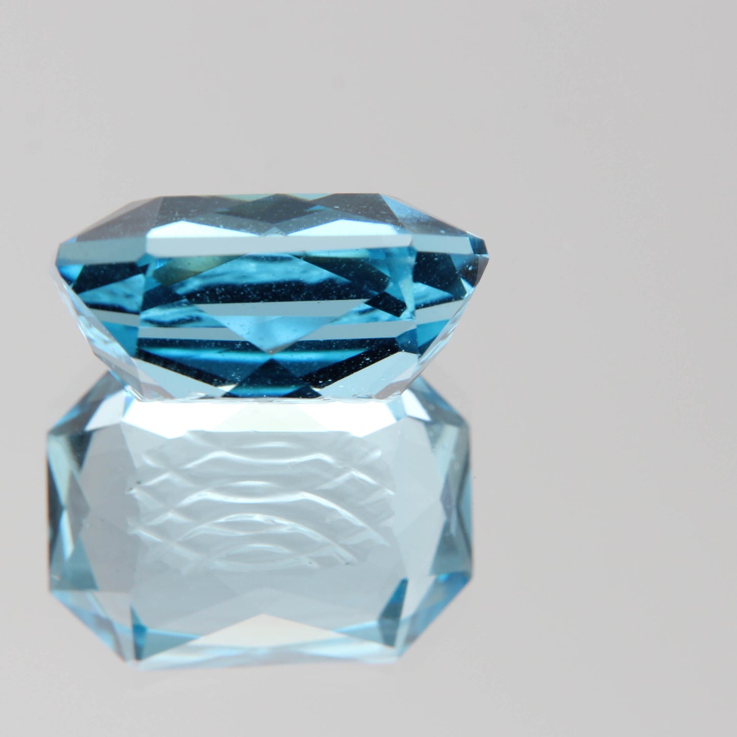 Blauer Topas 26.62ct